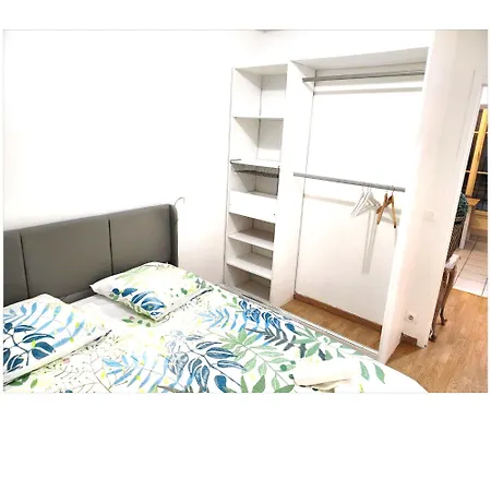 Apartament Entier 2-3 P *