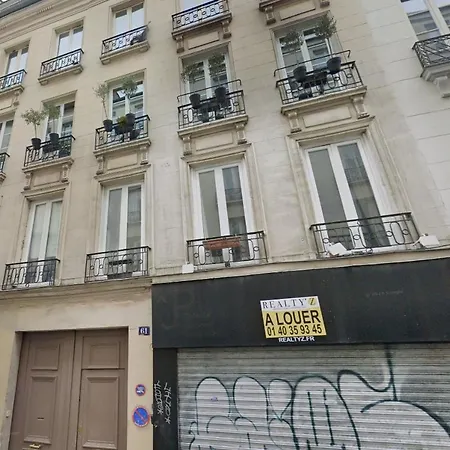 Apartament Entier 2-3 P *